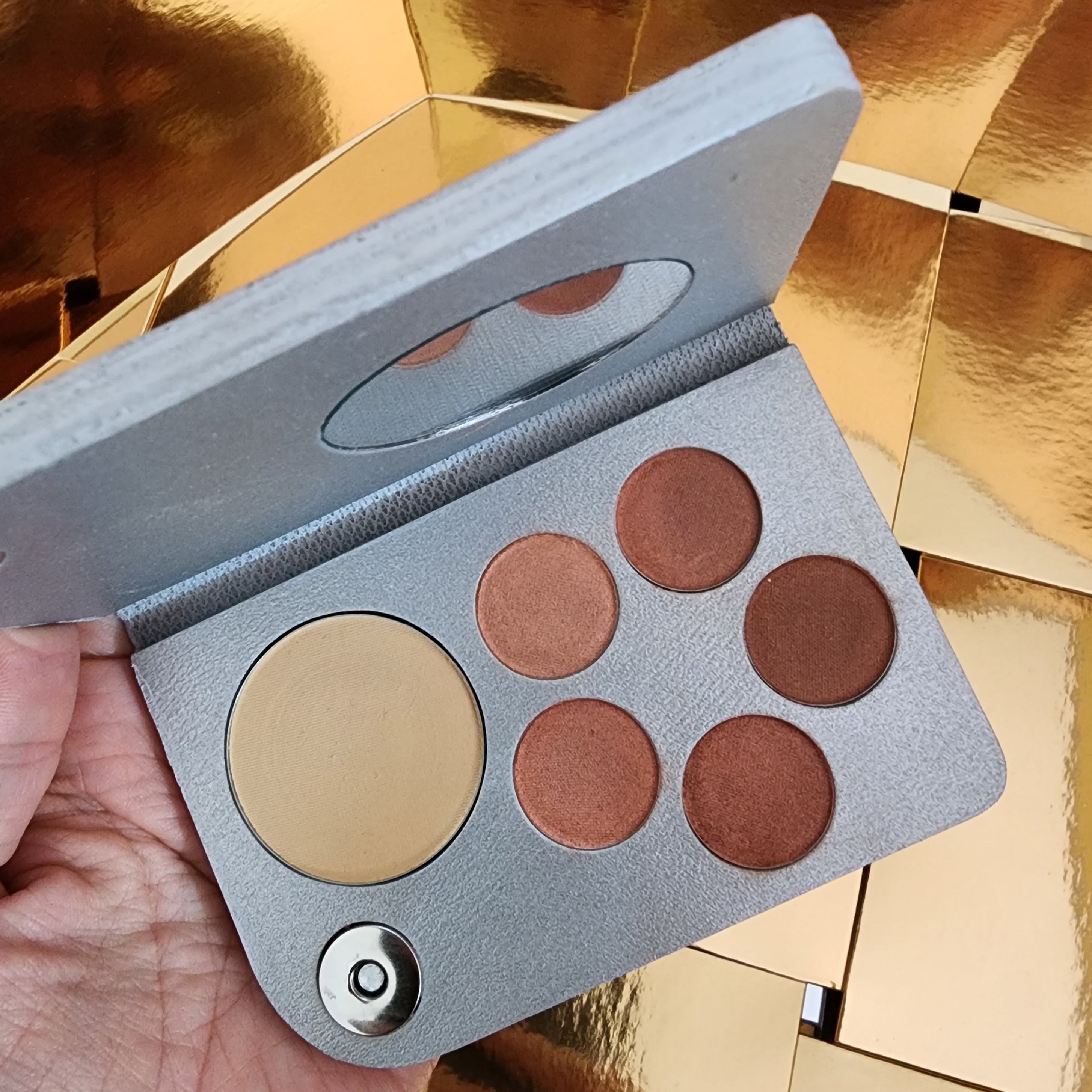 Paleta de Colores - HECHIZO DE AMOR COLORETTEMAKEUPOFICIAL