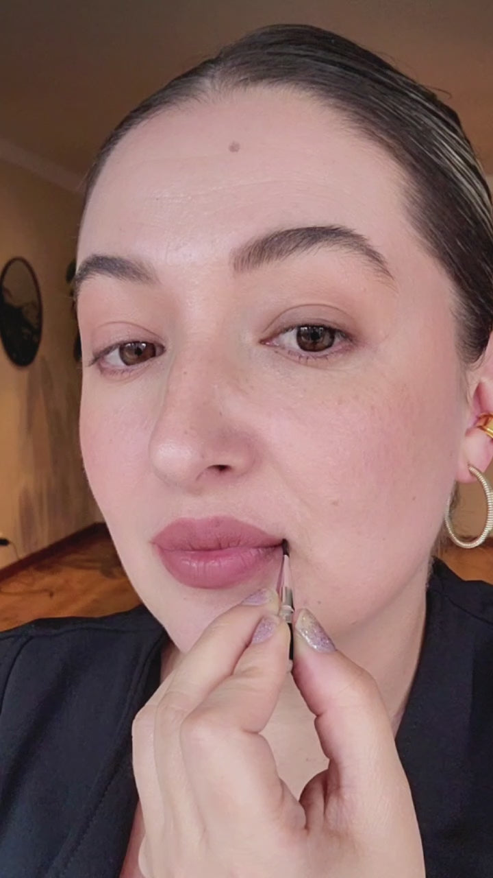 2 LABIAL RUBOR=  1 AMARTE + 1 HECHIZO